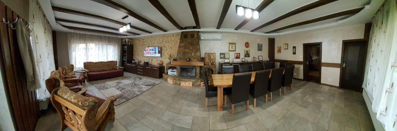 Pensiunea Raiul Muntilor Sebiş Extérieur photo